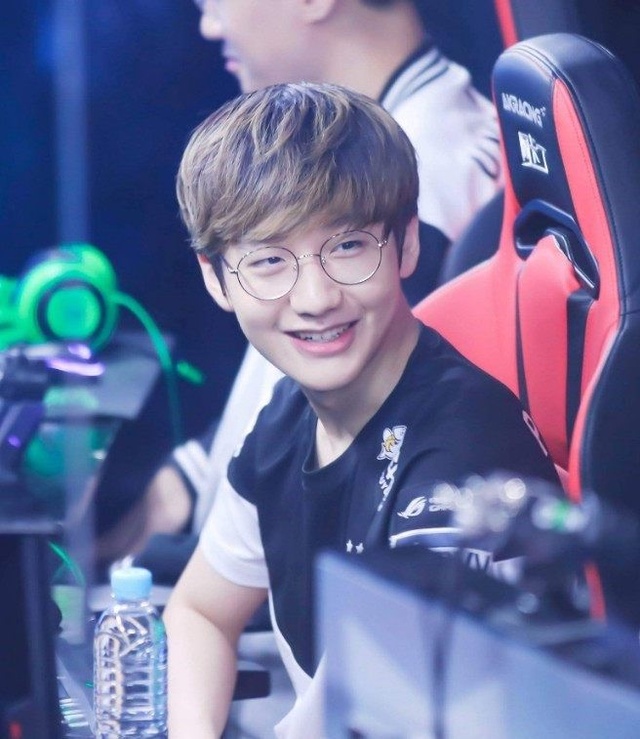 赛效力的几 赛效力的几