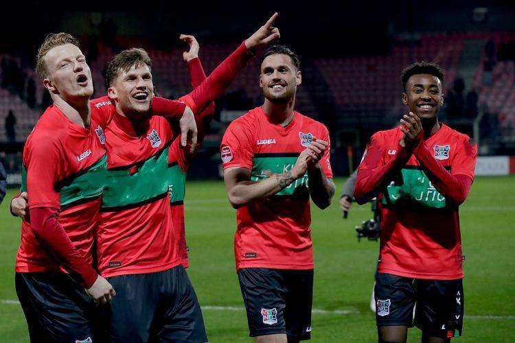 球运动员法 球运动员法