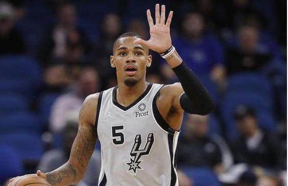 他迅速融入 他迅速融入