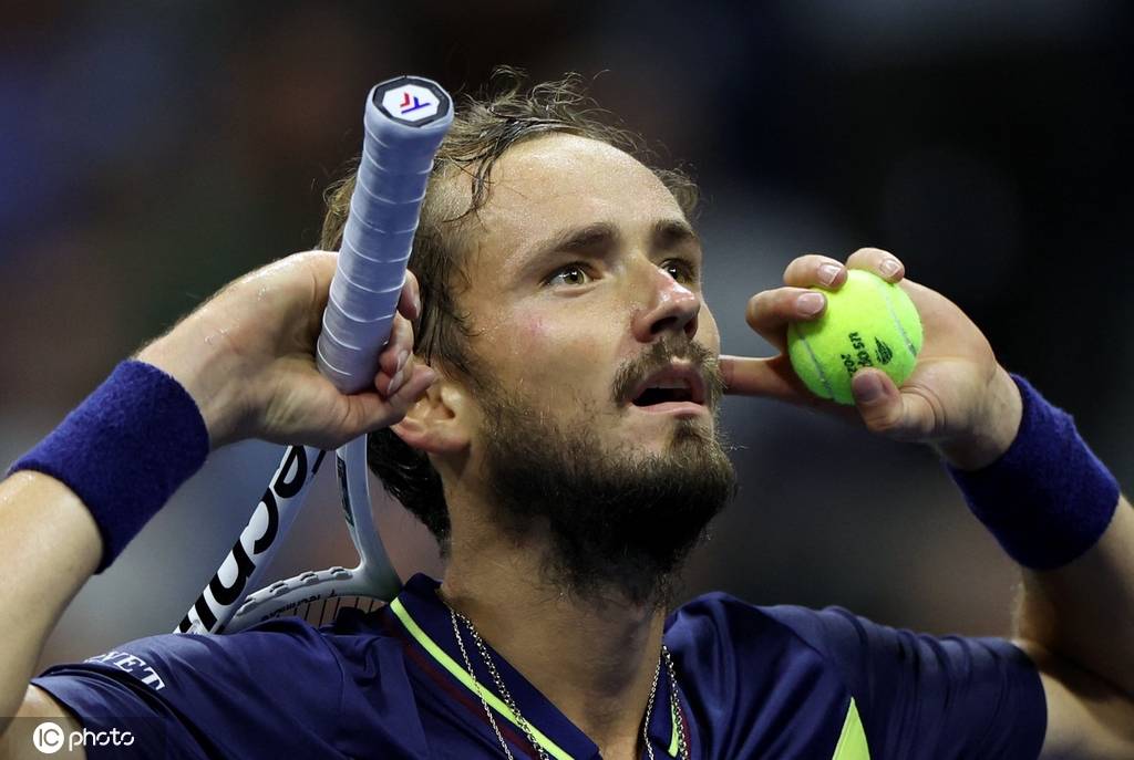 晚巡丢字牌 晚巡丢字牌